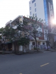 Cho thuê nhà 3T đường Trần Quang Diệu,MT 17m gần CH Monarchy.LH:0905.606.910