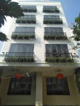Cho thuê tòa nhà 7 tầng căn hộ full nội thất cao cấp, tại kp Tây An Thượng. Lh:0935484786